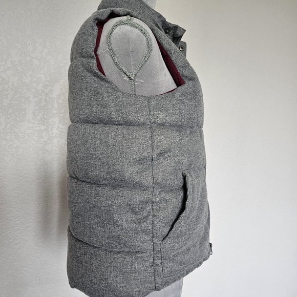 Old Navy Boys/Girls Quilted Gray Puffer Vest Flannel Look Sz L 5 Pockets… - Picture 7 of 11